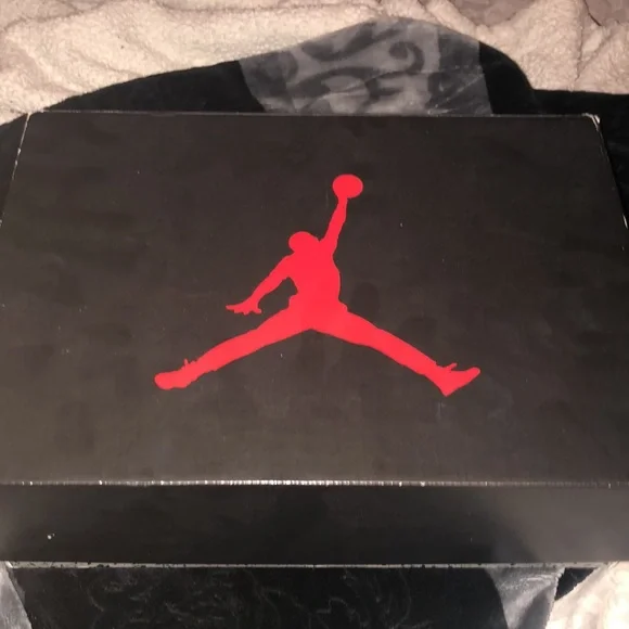 Air Jordan Alternate Grape 5s! - Picture 2 of 4